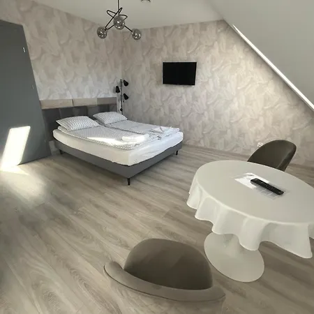 Apartamenty I Pokoje Diman Mragowo Exterior photo