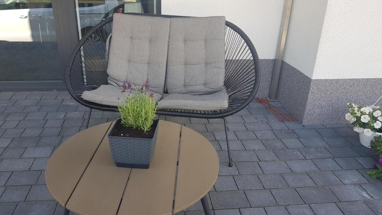 I Diman Apartment *